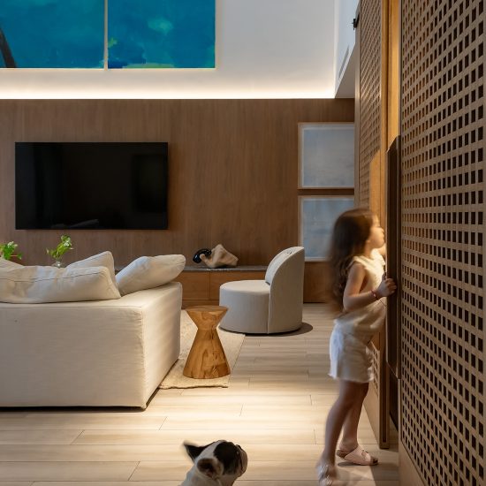 Curia 300 | Intemperie Studio | JAG Studio